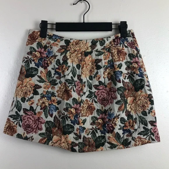 Zara Basic Collection Floral Tapestry Skirt - Picture 4 of 6